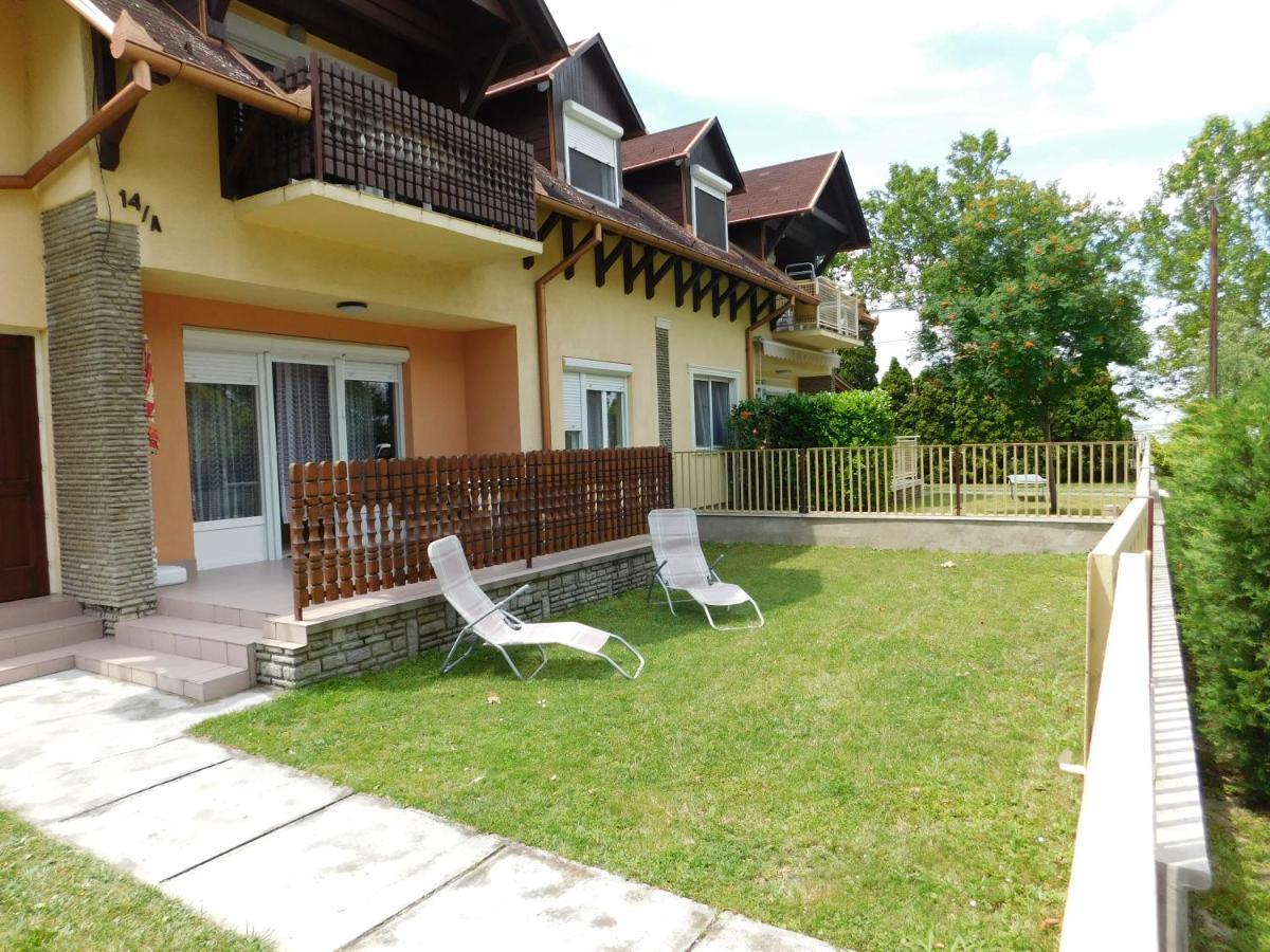 Balatonpart-Lak Appartement Balatonfenyves Buitenkant foto