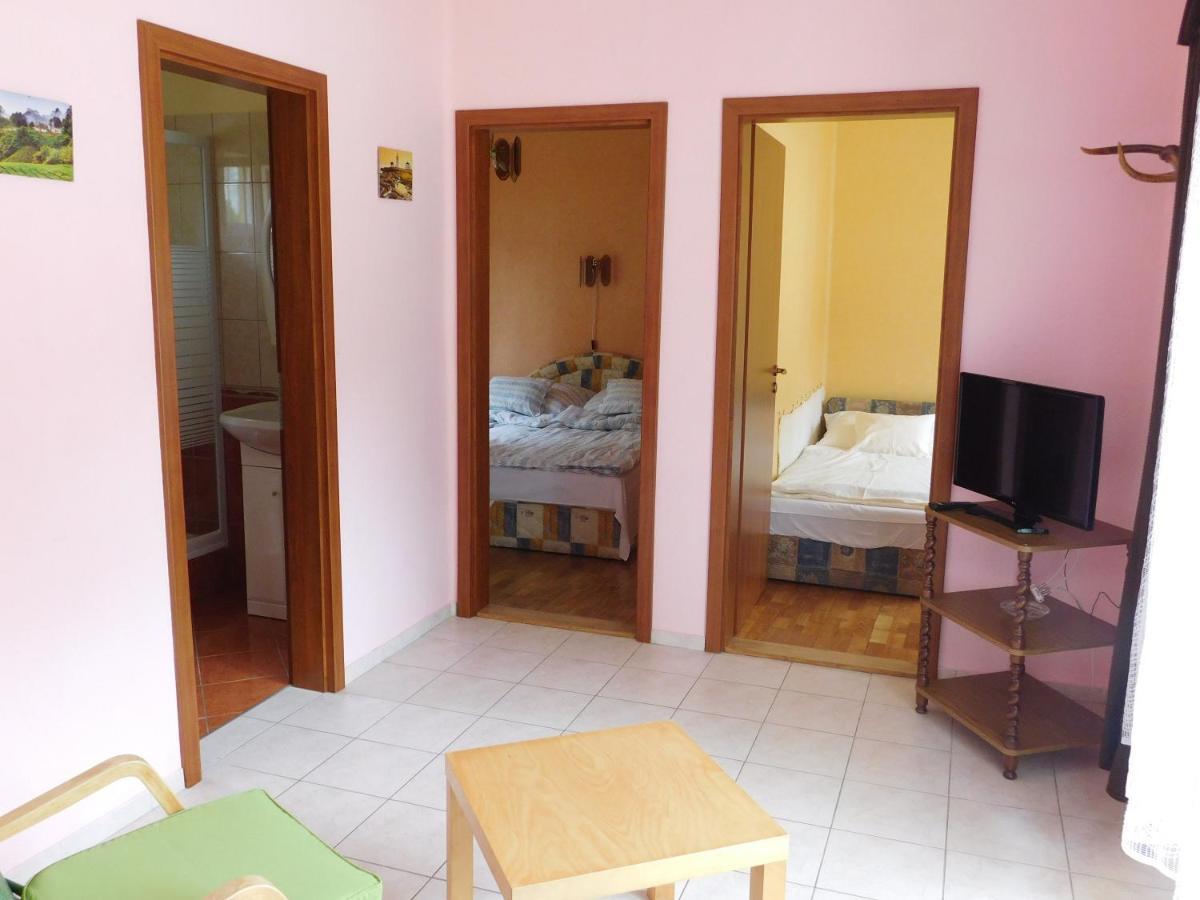 Balatonpart-Lak Appartement Balatonfenyves Buitenkant foto